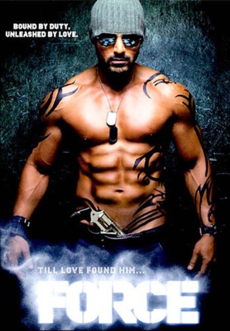 John Abraham’s eight pack abs grabs Hollywood’s attention